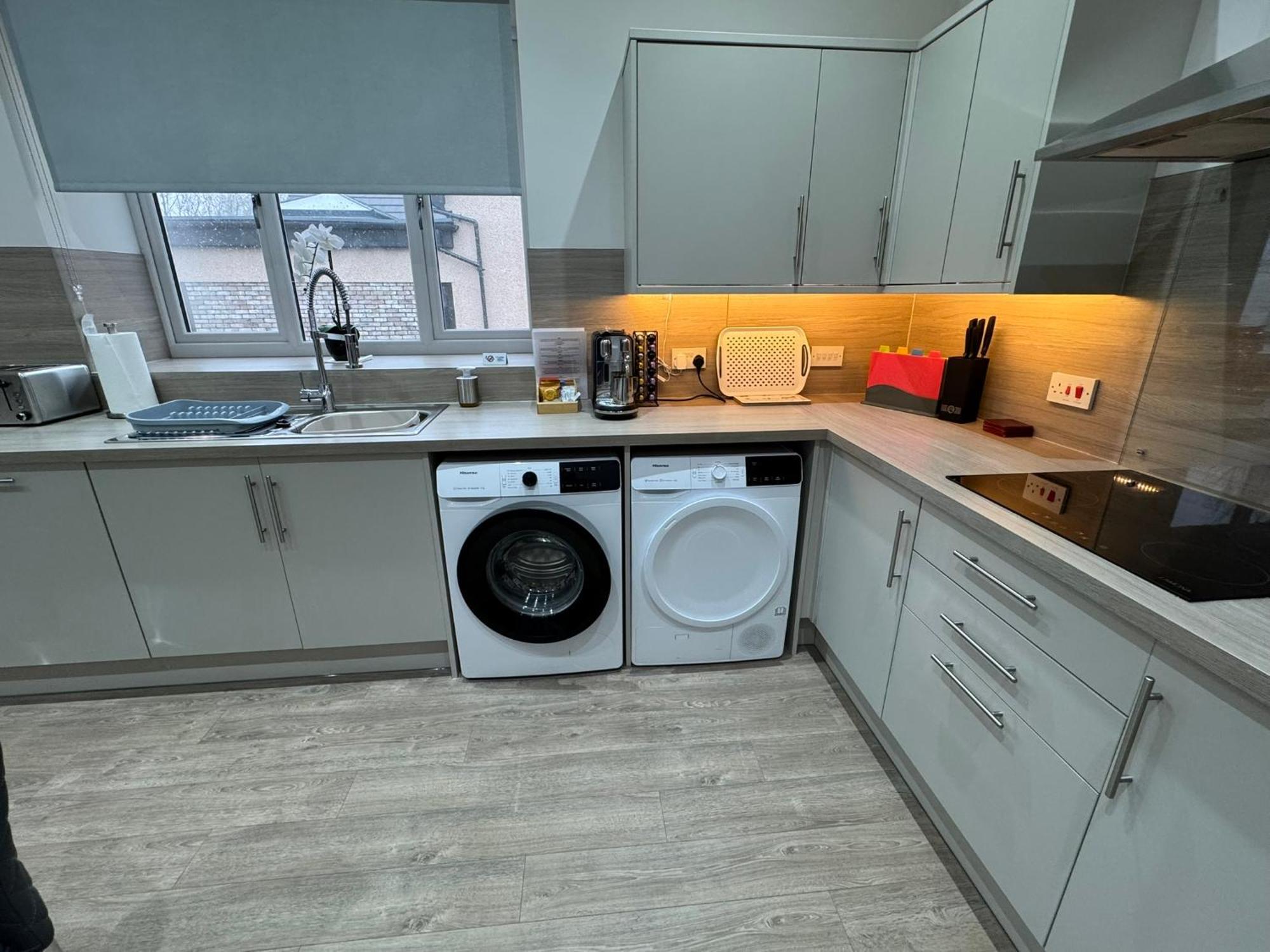 Luxury 2 Bedroom Cottage West Calder Экстерьер фото